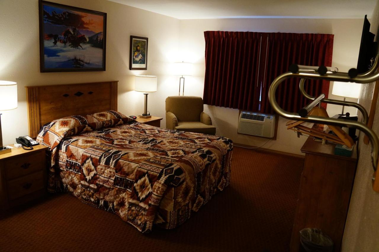 Fort Randall Casino & Hotel Pickstown Bagian luar foto