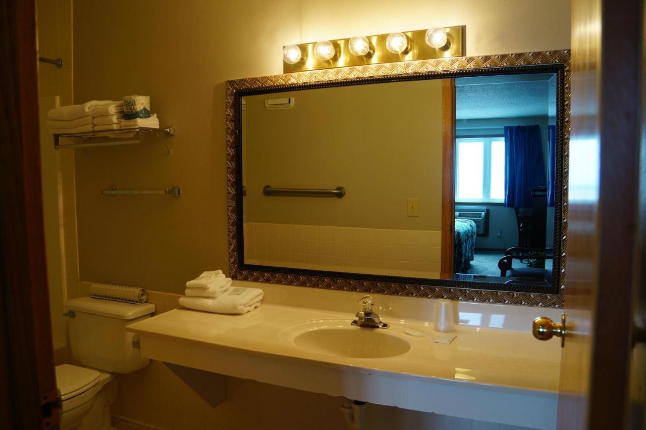 Fort Randall Casino & Hotel Pickstown Bagian luar foto