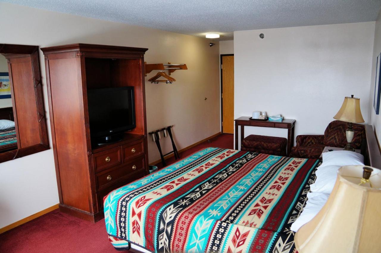Fort Randall Casino & Hotel Pickstown Bagian luar foto