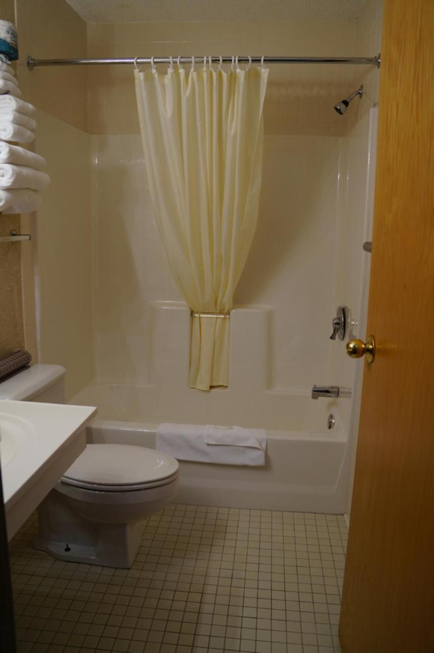 Fort Randall Casino & Hotel Pickstown Bagian luar foto